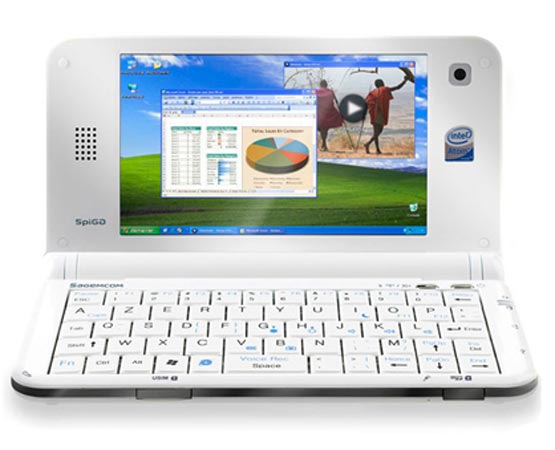 Sagemcom Spiga - довольно компактный ноутбук с сенсторым экраном на 4.8 дюймов