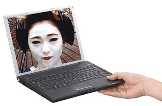 Японию захватили ноутбуки!