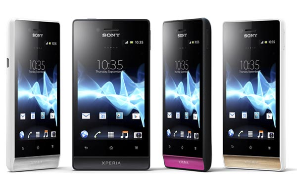 Sony Xperia miro - «гуглофон» оснащён 3,5-дюймовым экраном.