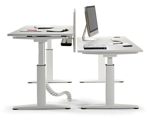 Компактный и мобильный офисный стол от Javier Cun~ado 