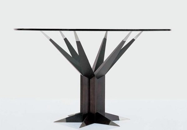Классика и современность, объединившаяся в дизайне стола «Percorsi»