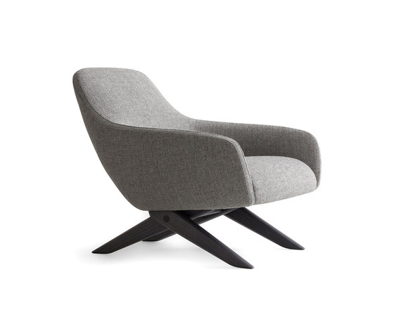 Оригинальный дизайн и эксклюзивное сочетание материалов в новых креслах