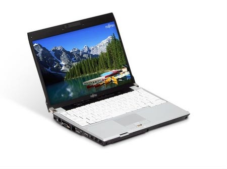Тонкий и красивый ноутбук Fujitsu LifeBook P8000