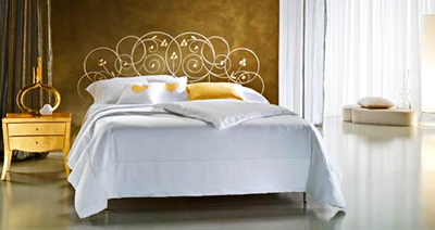 Металлическая кровать - дворцовый шик и современная практичность