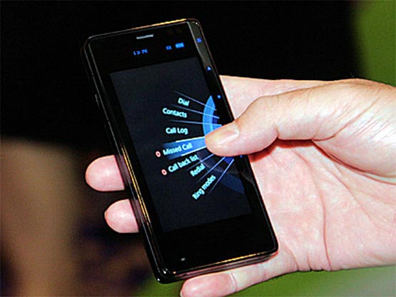 Access Else - 3,5-дюймовый сенсорный Linux-смартфон