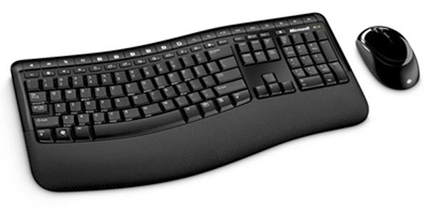 Microsoft Wireless Comfort Desktop 5000 - отличный беспроводной комплект «клавиатура+мышь»
