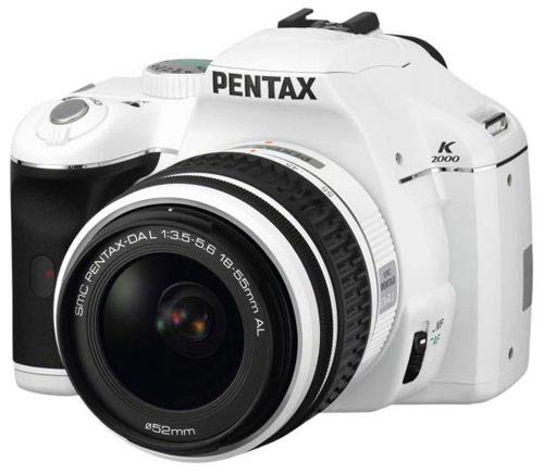 Фотокамера Pentax K2000 в зимней расцветке