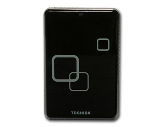 Компактные внешние винчестеры емкостью до 1 Тб Toshiba Canvio.