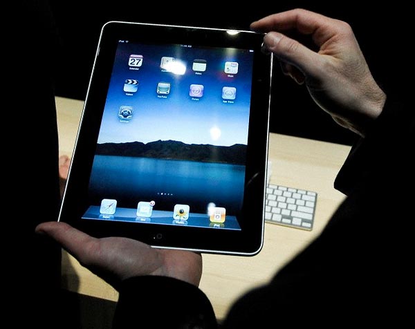 iPad - Apple выкупила у Fujitsu права на товарный знак.
