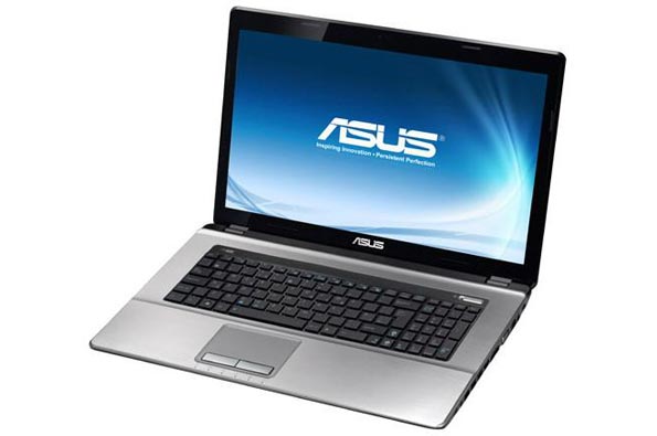 ASUS K73: 17-дюймовый ноутбук на платформе Intel Sandy Bridge.