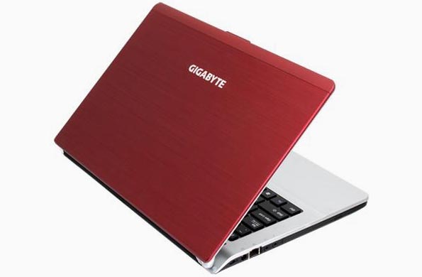 Gigabyte Booktop M2432: 14-дюймовый ноутбук на платформе Intel Sandy Bridge.