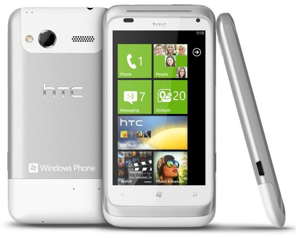 HTC Radar и HTC Titan - первые смартфоны от НТС под управлением Windows Phone Mango.