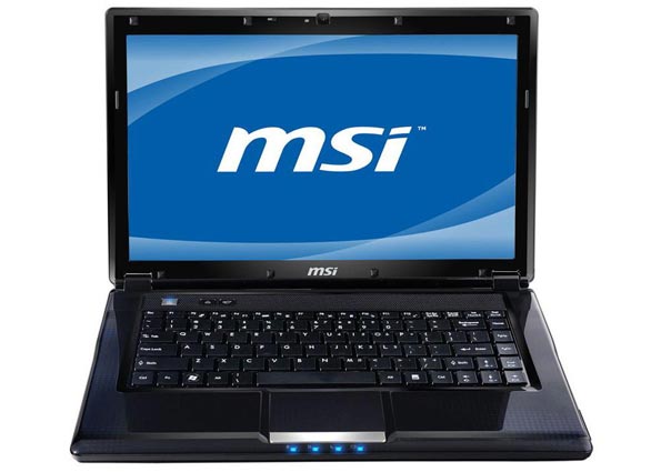 MSI CR460: мультимедийный ноутбук с 14-дюймовым дисплеем.