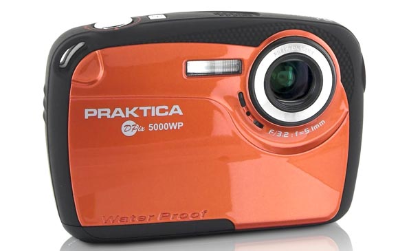 Компактная фотокамера с возможностью подводной съёмки Praktica DPix 5000WP.