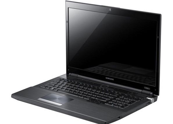 Samsung 700G7A: игровой ноутбук с 17,3-дюймовым дисплеем.