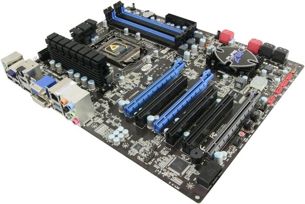 Sapphire Pure Platinum Z68: системная плата для процессоров Intel Core.
