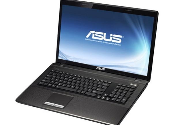 ASUS K93SM: ноутбук с 18,4-дюймовым дисплеем.