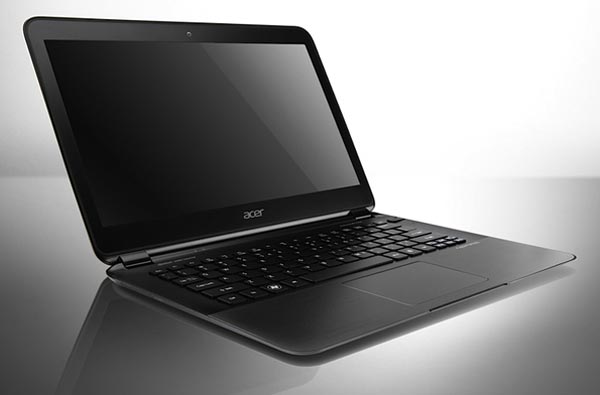 Acer Aspire S5 - Acer оснастила «самый тонкий ультрабук в мире» портом Thunderbolt.