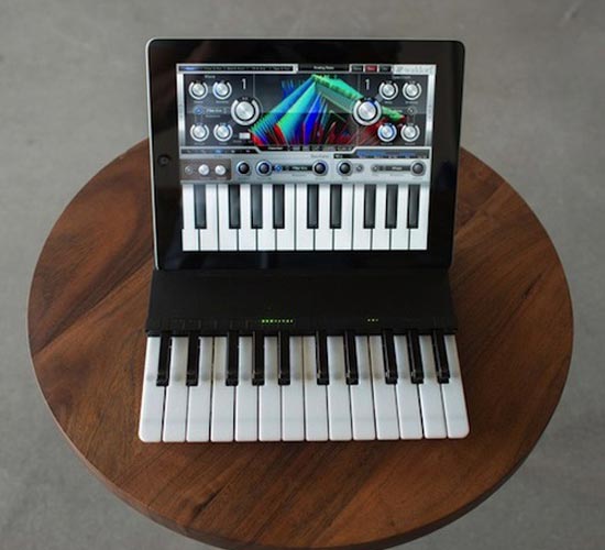 C.24: музыкальная клавиатура для iPad.