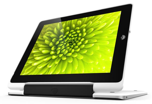 ClamCase Pro - футляр превратит iPad в мини-ноутбук.
