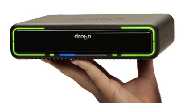 Drobo Mini и 5D: системы хранения данных с интерфейсами Thunderbolt и USB 3.0.