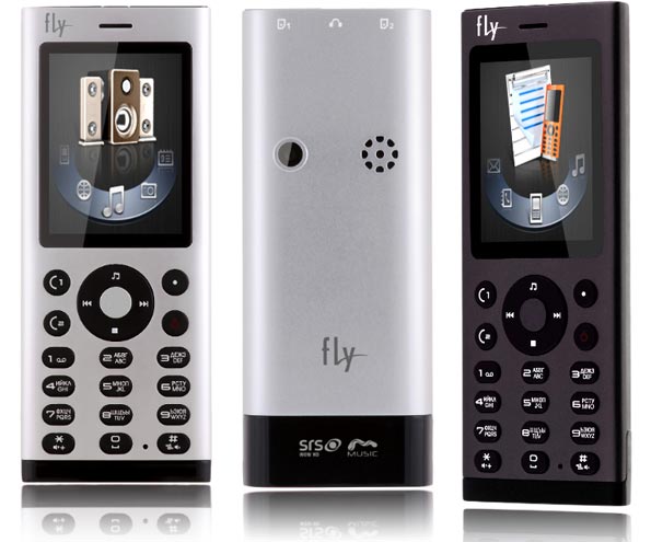 Fly MC145: музыкальный телефон с поддержкой двух сим-карт.