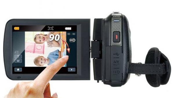 Genius G-Shot HD575T: видеокамера высокой чёткости в тонком корпусе.