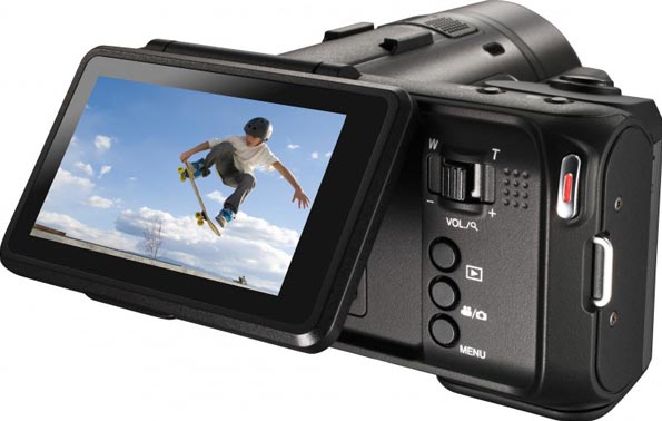 JVC GC-PX10 - гибридная видеокамера. JVC GC-PX10 - гибридная видеокамера.
