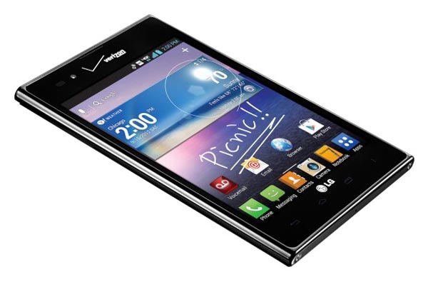 LG Intuition - 5-дюймовый смартфон уже в продаже.