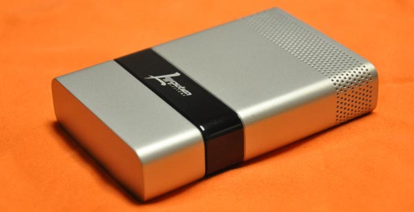 Lilliputian Systems - в продажу поступит компактное зарядное устройство на топливном элементе. Lilliputian Systems - в продажу поступит компактное зарядное устройство на топливном элементе.