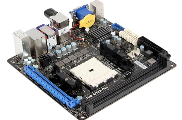 MSI FM2-A75IA-E53: материнская плата в формфакторе Mini ITX для чипов AMD Trinity.