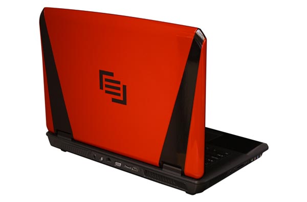Maingear Nomad 17: ноутбук для любителей игр.