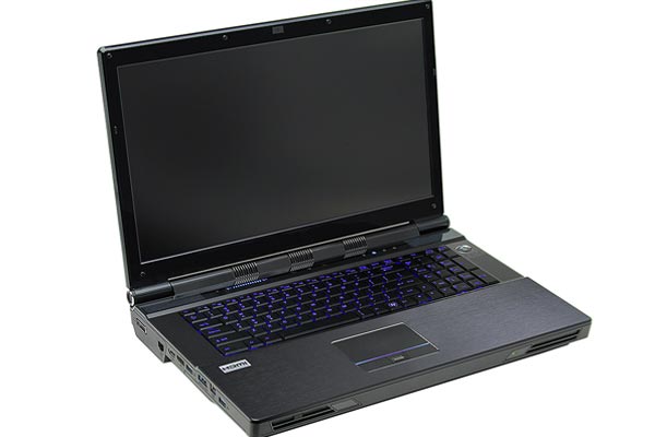 Maingear Titan 17 - Maingear оснастила ноутбук двумя видеокартами GeForce GTX 675M.