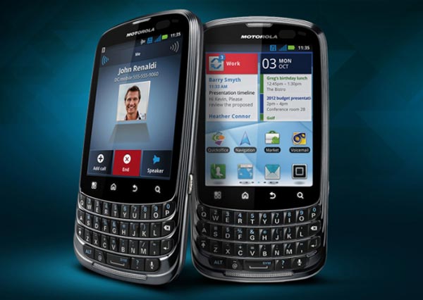 Motorola Admiral: смартфон повышенной прочности с QWERTY-клавиатурой.
