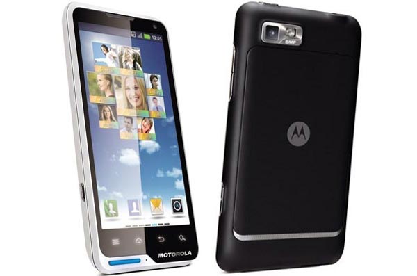 Motorola XT615 - «гуглофон» поступит в продажу в декабре.