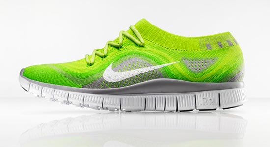 Nike Free Hyperfeel и Flyknit: кроссовки-носки для бега.