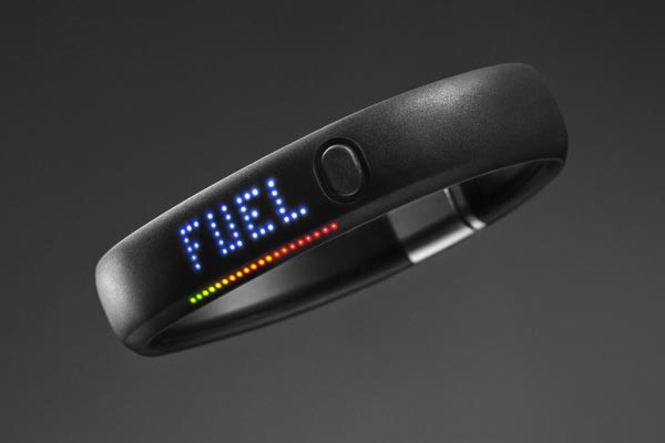 Nike+ FuelBand: инновационный браслет для спортсменов.