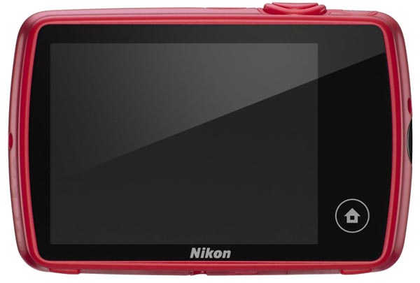 Nikon Coolpix S01: миниатюрная фотокамера с сенсорным дисплеем.