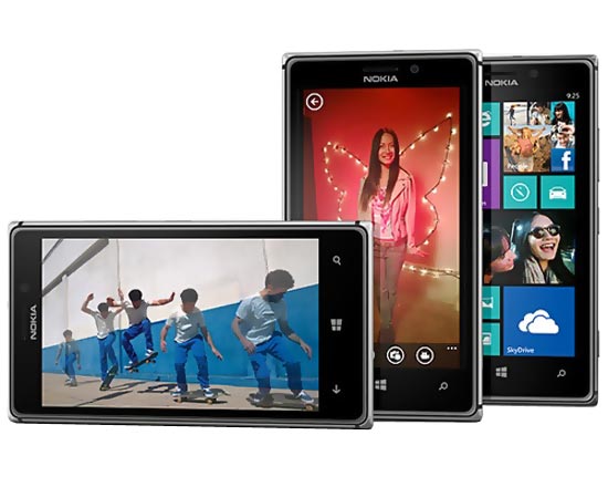 Nokia Lumia 925: смартфон с 4,5-дюймовым тачскрином.