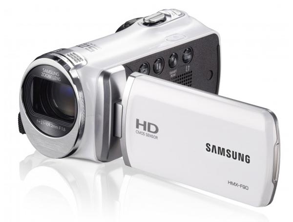 Samsung HMX-F90: видеокамера с 52-кратным оптическим трансфокатором.