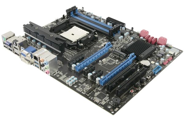 Sapphire Pure Platinum A85XT: системная плата для процессоров AMD Trinity.