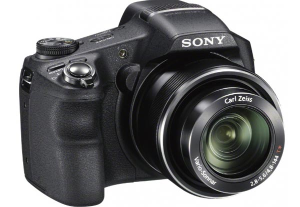 Sony Cyber-shot DSC-HX200V: фотоаппарат с 30-кратным трансфокатором.