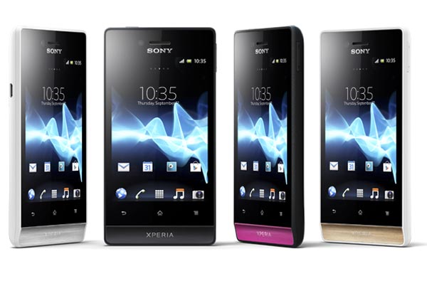 Sony Xperia miro - «гуглофон» оснащён 3,5-дюймовым экраном. Sony Xperia miro - «гуглофон» оснащён 3,5-дюймовым экраном.