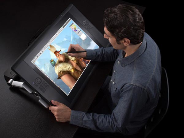 Wacom Cintiq 24HD touch: планшет для профессиональных дизайнеров. Wacom Cintiq 24HD touch: планшет для профессиональных дизайнеров.