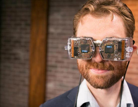 Avegant Virtual Retinal Display: видеоочки нового поколения.