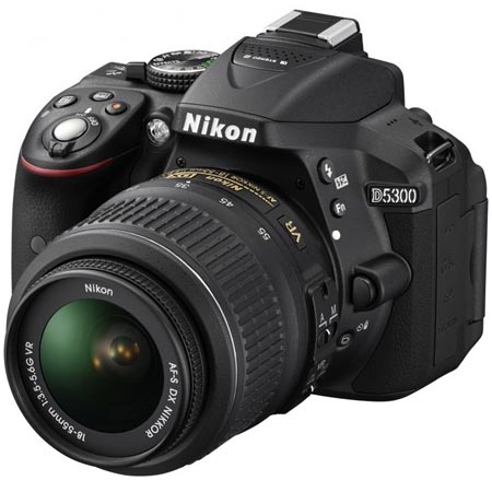D5300 - зеркальная фотокамера формата DX с поддержкой WI-FI И GPS от Nikon