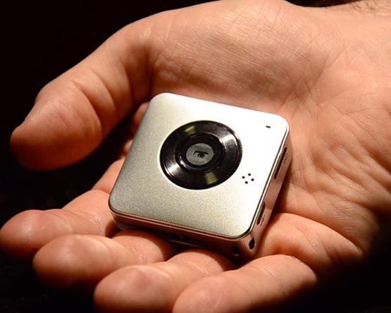 ParaShoot 2.1: носимая видеокамера для видеодневников.