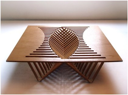 Оригинальный раскладной стол от дизайнера Robert Van Embricqs 