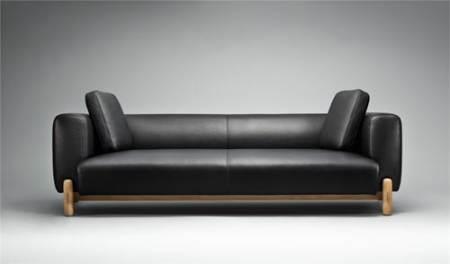 Кожаный диван от норвежских дизайнеров 