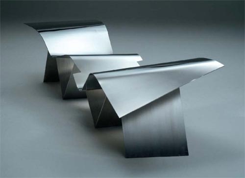 Уникальный металлический шезлонг от Frank Gehry for Emeco 